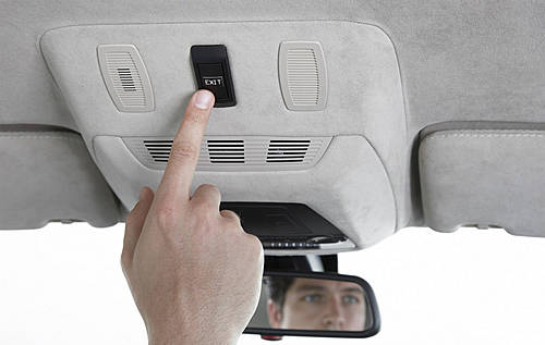 李嘉诚超豪华防弹座驾解密(图)