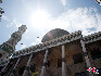 东关清真大寺始建于公元1380年左右的明洪武年间，在青海省内规模最大，历史悠久，与西北地区著名的西安化觉寺、兰州桥门寺、新疆喀什艾提卡尔清真寺并称为西北四大清真寺。 杨楠摄
