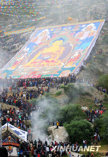 拉萨哲蚌寺 拉萨色拉寺 信教群众 8月 僧人 朝拜 2009年 唐卡 游客 活动