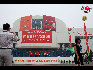 中国网讯 26日上午，第十八届北京国际广播电影电视设备展览会在北京国际展览中心开幕。此次展览会吸引了国内外逾400家展商参展，设有内容采集和制作、新媒体新业务、网络与传播、广播音频等多个专业展区。据了解本届展览会将于29日结束，有兴趣的观众仅需本人名片就可以免费换取门票入场参观。 中国网 杨佳 摄