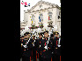 在比利时国庆阅兵式上，皇家军事学院士官生。（图片由比利时驻华使馆提供）