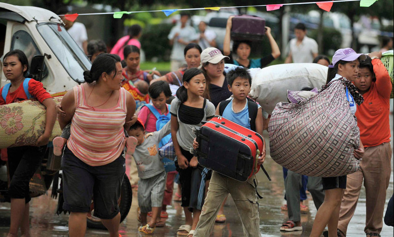 缅甸果敢发生武装冲突 过万难民涌入中国[组图]