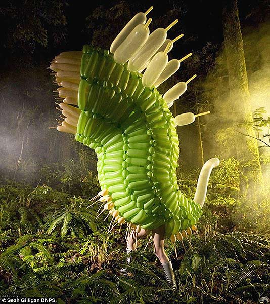 主题:用气球造出形态各异的"怪物"