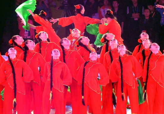 图文-全国运动会在济南举行闭幕式中国特色舞蹈