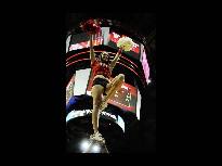 随着NBA新赛季的来临，NBA宝贝们也投入了紧张的工作中，性感如昔的女郎们，新赛季也有新气象。