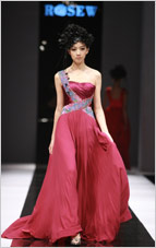 刘薇'玫瑰黛薇'2010时装发布会