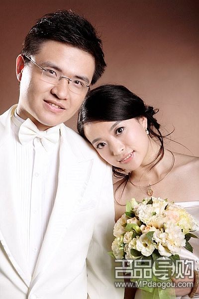 baby的中式和西式婚礼_中式婚纱和西式婚纱(3)