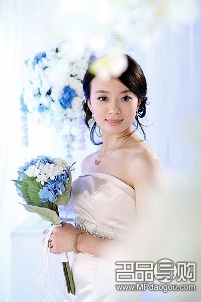 baby的中式和西式婚礼_中式婚纱和西式婚纱(3)