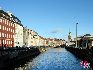 哥本哈根是丹麦的首都，也是最大的城市，至今已有近千年的建城史。哥本哈根的运河水道。 中国网 郑文华 摄影