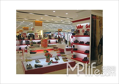 奥卡索新春低价 冬靴全部3折