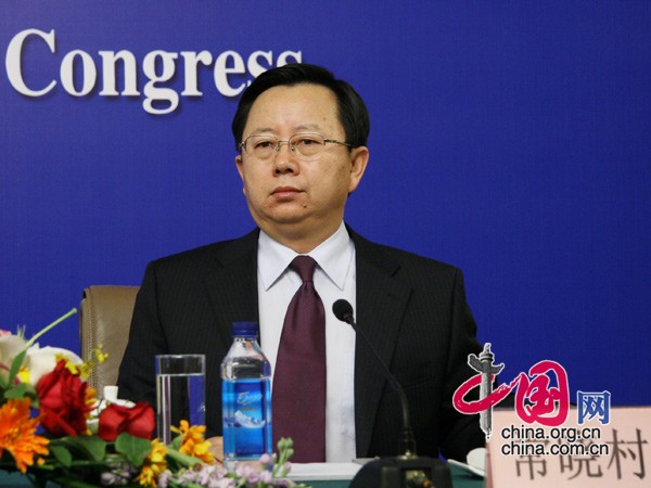 商务部负责人搞活流通促进消费集体采访 - 2