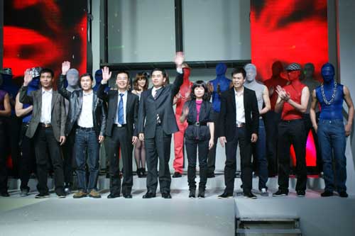 周织男装提出版型革命新主张[组图]