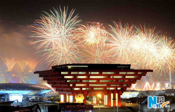 上海世博开幕式回放 文艺和焰火表演亮点纷呈
