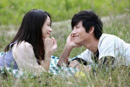 初次约会<em>男人</em>第一眼看<em>女人</em>哪里?