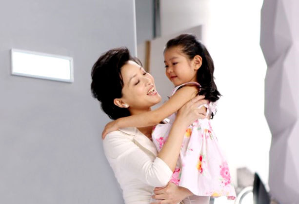 15大明星与90后<em>女儿</em>亲密照