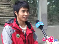 饲养员杨杰和熊猫的故事