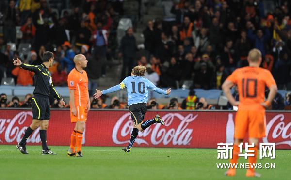 世界杯半决赛:荷兰迎战乌拉圭[现场组图]