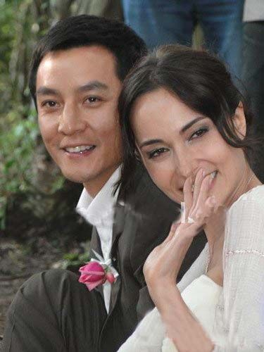 有人表示宁静当年下嫁老外,是因为前男友娶了一位外籍太太,她一气之下