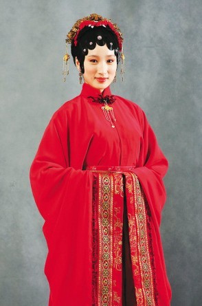 新《红楼》女明潜规则 宝钗<em>凤姐</em>背景最牛(图)_