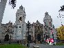 La Plaza Mayor o Plaza de Armas de Lima, sitio fundacional de la ciudad de Lima, capital del Perú, es el principal espacio público de la ciudad. Ubicada en el centro histórico de Lima, a su alrededor se encuentran los edificios del Palacio de Gobierno, la Catedral de Lima, el Palacio Arzobispal de Lima, el Palacio Municipal de Lima y del Club de la Unión. Fotos: Xiaoyong