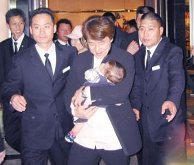 中南海门<em>保镖女主角</em>_中南海门<em>保镖</em>剧照图片