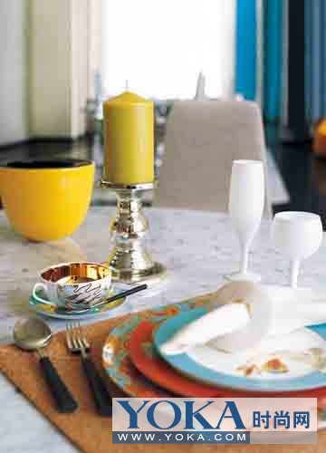 com的通用性和cn中国色彩个人网站域名适合才是最好 多次提及