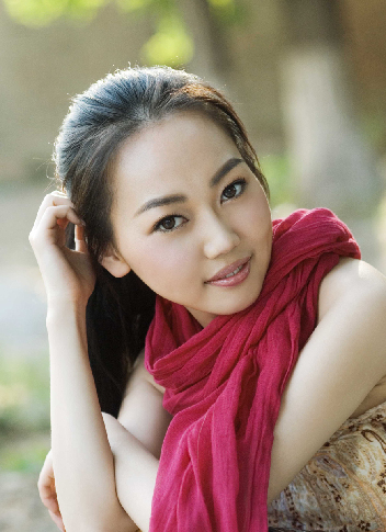 满族青年歌唱演员孙滢迎将放歌维也纳金色大厅