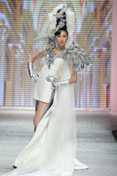 蔡美月2011春夏婚纱作品发布
