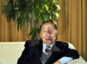 香港厂主联合会会长黄鉴