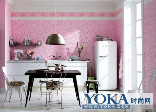 好看的墙面照片 001ec949ffcb0e8cfb653c.jpg