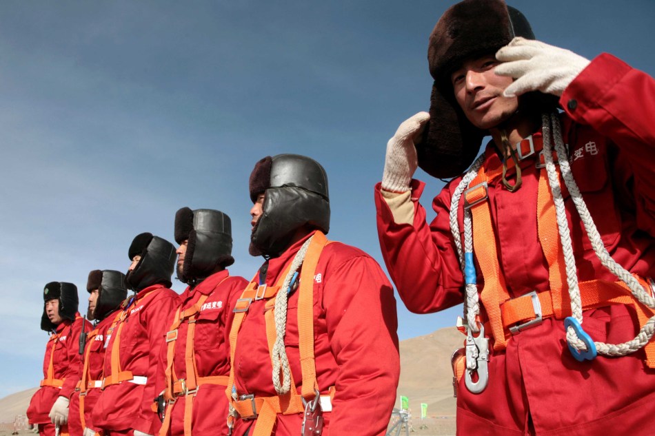 高清图:青藏电力联网工程有望年底建成