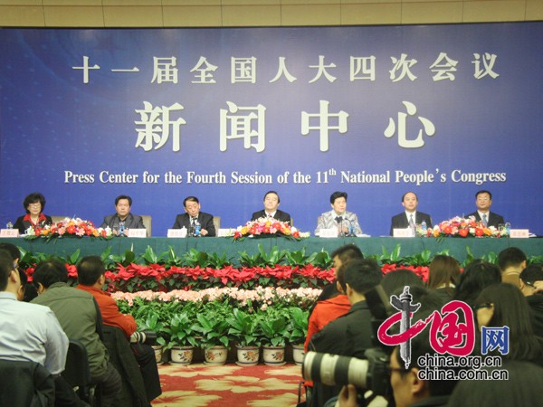 华西村人均收入_人均寿命74.5(3)