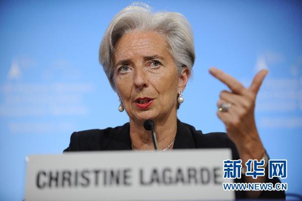 拉加德当选国际货币基金组织首位女总裁