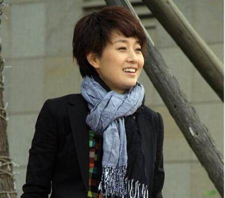 《双城生活》热播 曝马伊琍精致居家照