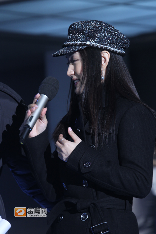 杨钰莹亮相湖南春晚彩排