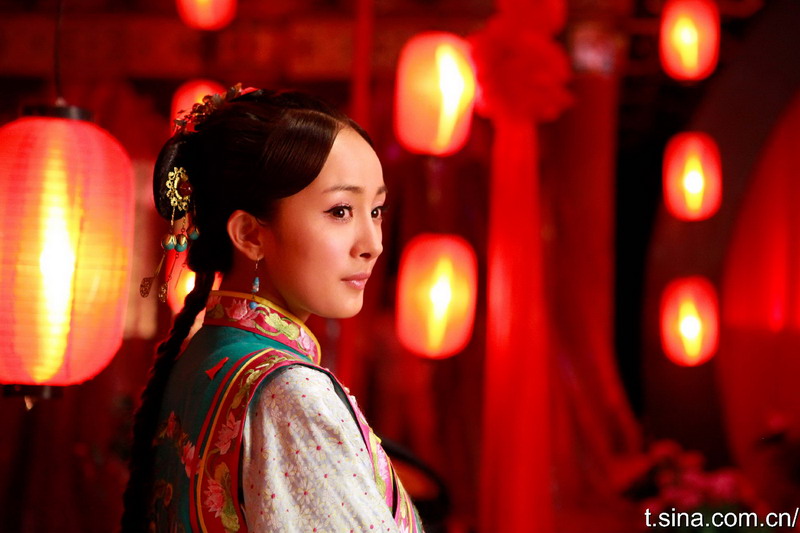 宫2》宫锁珠帘女主角袁姗姗PK杨幂(图)_中国网