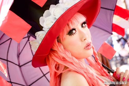 《海贼王》Cos欣赏 2年后鬼公主佩罗纳及罗宾_资讯中心_中国网