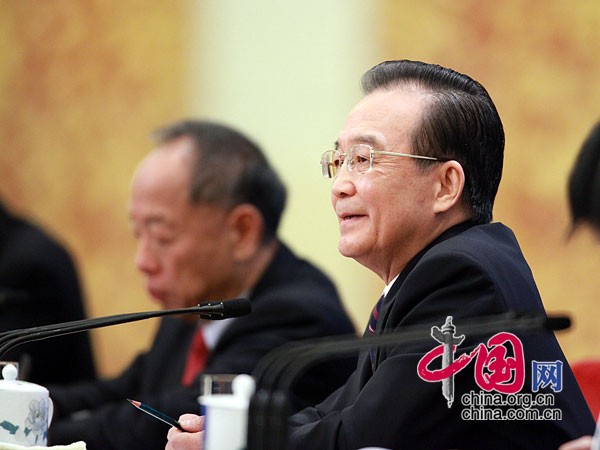 溫家寶總理回答記者提問 中國網 楊佳