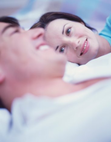 爱与恨细节流露<em>真情 男女</em>间常用的放电信号_
