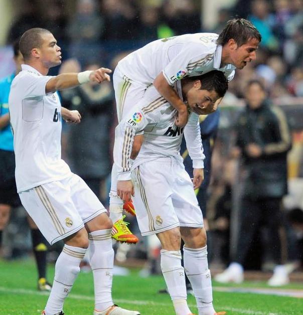 C罗帽子戏法数目图片