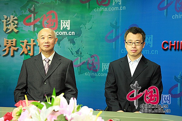 李健设计师（右）和戴鹿村副总师（左）做客中国访谈 中国网 李佳 