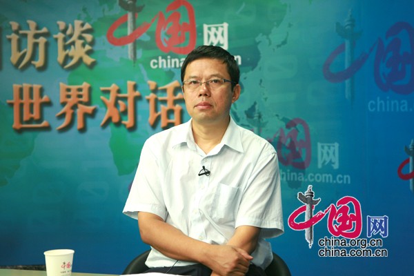 北京大学社会学系教授陆杰华做客中国访谈。 中国网 李佳