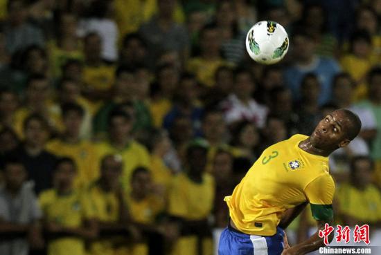 巴西:中国男足负巴西 输球创纪录