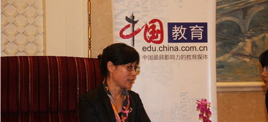云南教育厅副厅长王建颖接受中国网记者采访