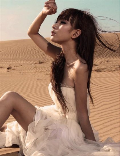 第一变性美女刘诗涵私房照(组图)