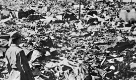 日本广岛市被原子弹炸后的景象