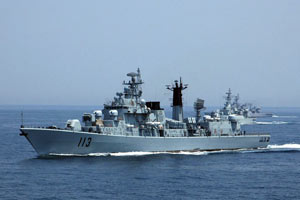 图说中国海军驱逐舰部队