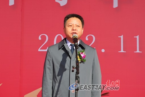 上海市副市长沈晓明宣布格致中学奉贤校区正式开工