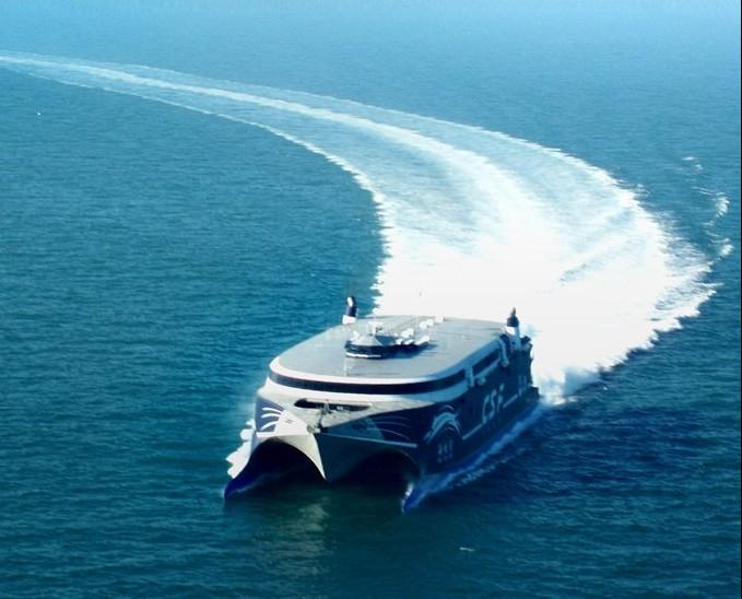 国台办称海峡号一年运客10万人次