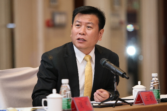 中国留学人才发展基金会秘书长庄亮做第二届理事会第二次会议工作报告